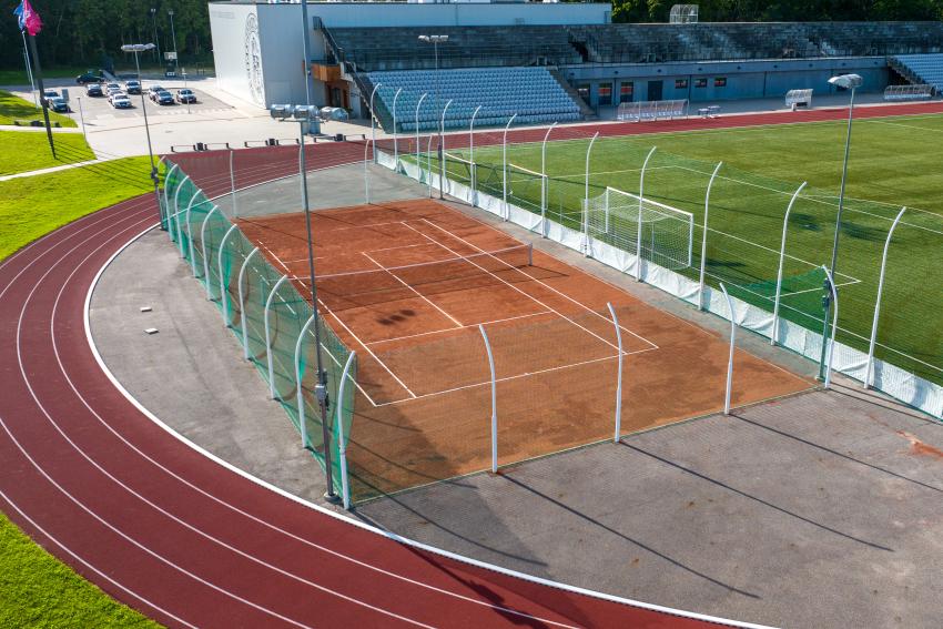 VDU Prezidento Valdo Adamkaus sporto centro stadionas ir sporto aikštynas 270