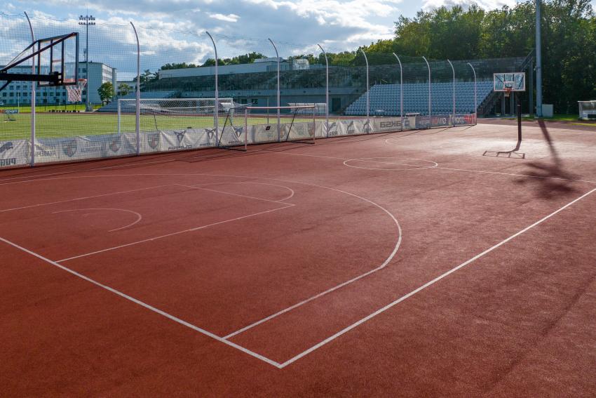 VDU Prezidento Valdo Adamkaus sporto centro stadionas ir sporto aikštynas 270